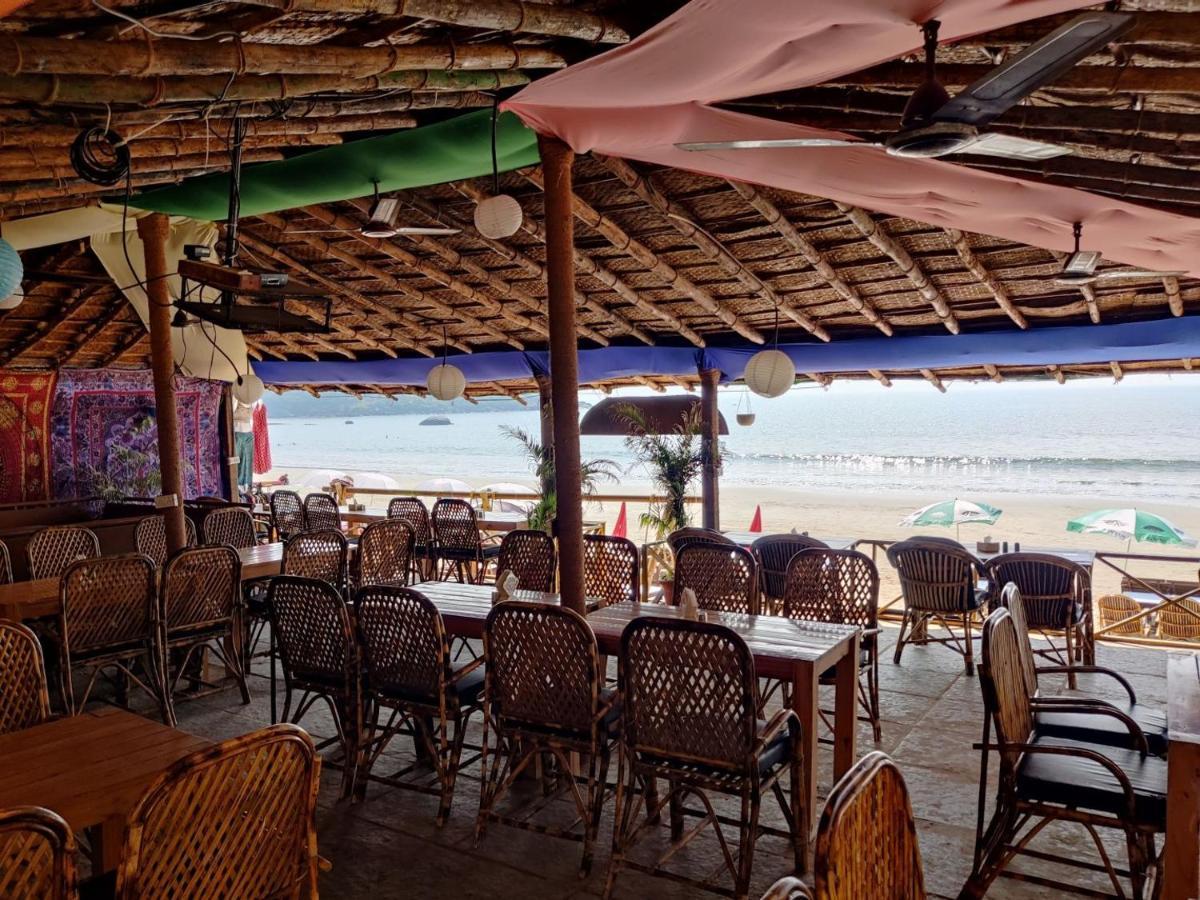 Rococo Pelton Beach Huts Palolem Beach Goa Exterior photo